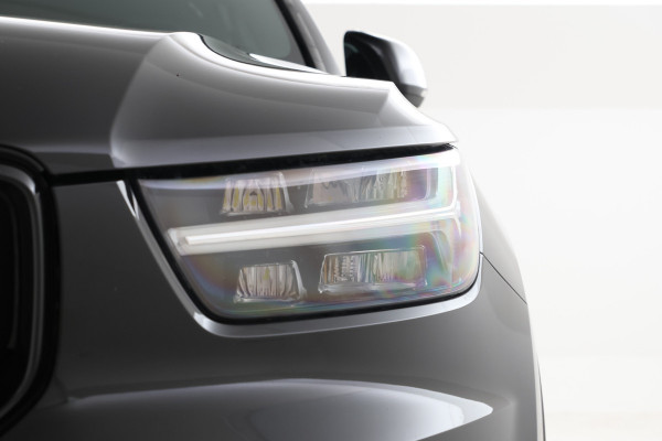 Volvo XC40 Recharge P8 AWD R-Design Grote accu, Als nieuw.