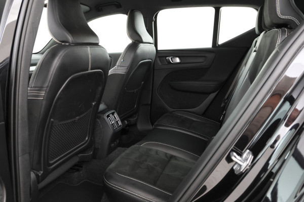 Volvo XC40 Recharge P8 AWD R-Design Grote accu, Als nieuw.