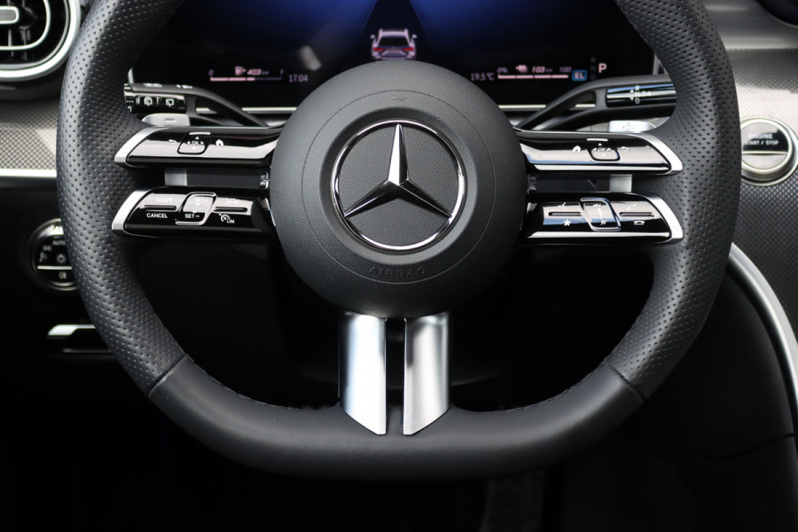 Mercedes-Benz C-Klasse Estate 300 e AMG Line | Distronic | Panoramadak | Sfeerverlichting | Camera | Nightpakket | Dodehoekassistent | Verwarmd Stuurwiel | Stoelverwarming |