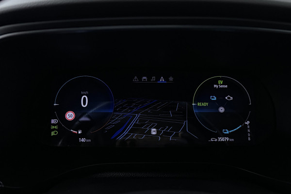 Renault Arkana 1.6 E-Tech Hybrid 145 Intens (SFEERVERLICHTING, CRUISE ADAPTIEF, ACHTERUITRIJCAMERA, PARKEERSENSOREN)