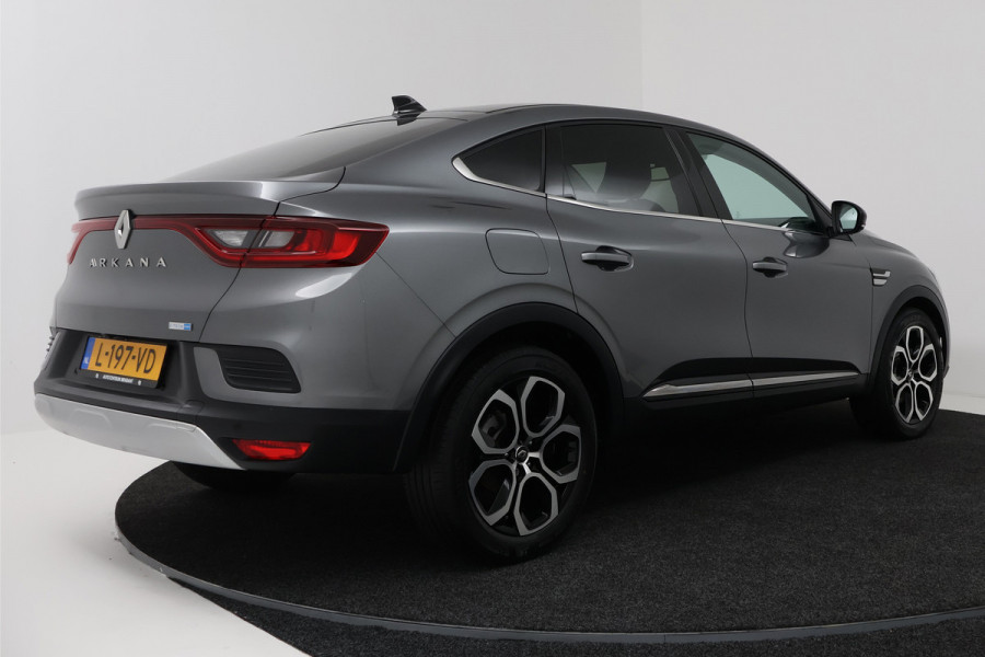 Renault Arkana 1.6 E-Tech Hybrid 145 Intens (SFEERVERLICHTING, CRUISE ADAPTIEF, ACHTERUITRIJCAMERA, PARKEERSENSOREN)