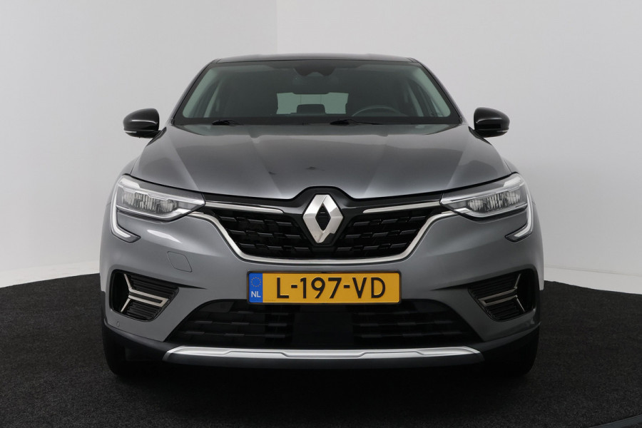 Renault Arkana 1.6 E-Tech Hybrid 145 Intens (SFEERVERLICHTING, CRUISE ADAPTIEF, ACHTERUITRIJCAMERA, PARKEERSENSOREN)