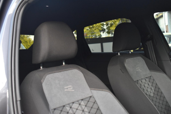 Volkswagen Taigo 1.5 TSI 3x R-line Keyless Lane Camera