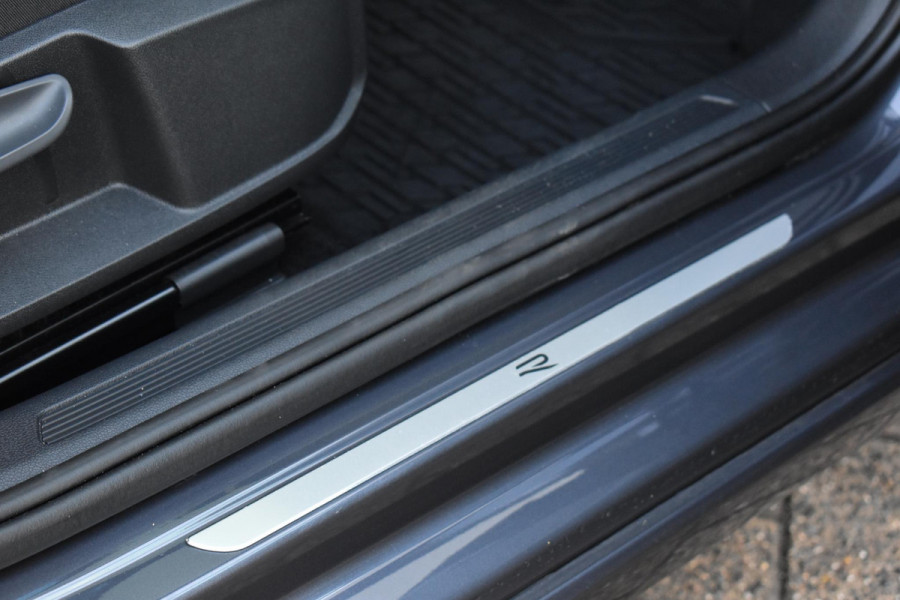 Volkswagen Taigo 1.5 TSI 3x R-line Keyless Lane Camera