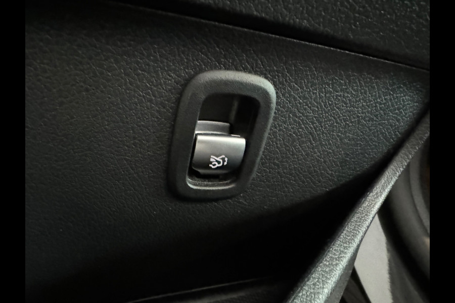 Mercedes-Benz C-Klasse 200 Launch AMG Pano|HuD|Burmester|Memory