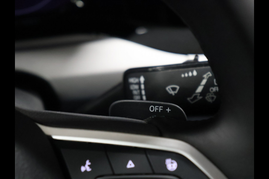 Volkswagen Golf Variant 1.0 eTSI Life Business [ADAPTIVE CRUISE, APPLE CARPLAY, TREKHAAK, ANDROID, MEMORY SEAT, STOELVERWARMING, PDC V+A, DIGITAL DASH, CLIMATE CONTROL, NIEUWSTAAT]