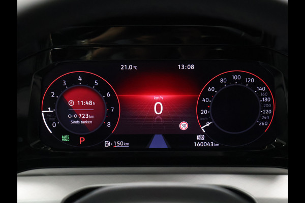 Volkswagen Golf Variant 1.0 eTSI Life Business [ADAPTIVE CRUISE, APPLE CARPLAY, TREKHAAK, ANDROID, MEMORY SEAT, STOELVERWARMING, PDC V+A, DIGITAL DASH, CLIMATE CONTROL, NIEUWSTAAT]