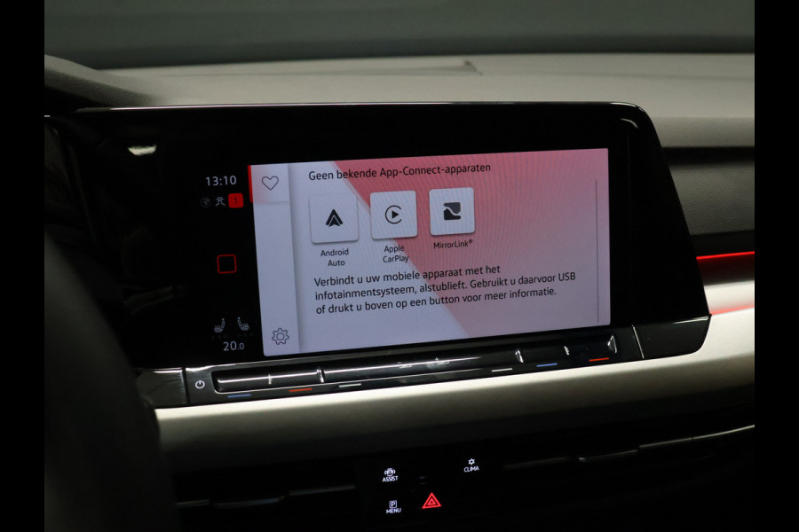 Volkswagen Golf Variant 1.0 eTSI Life Business [ADAPTIVE CRUISE, APPLE CARPLAY, TREKHAAK, ANDROID, MEMORY SEAT, STOELVERWARMING, PDC V+A, DIGITAL DASH, CLIMATE CONTROL, NIEUWSTAAT]