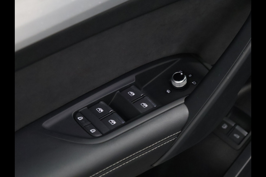 Audi Q5 Sportback 50 TFSI e S Line Sport [APPLE CARPLAY, VIRTUAL COCKPIT, CAMERA, MATRIX, TREKHAAK ELEK., ANDROID, LEDEREN SPORTSTOELEN, PDC V+A, CRUISE, CLIMATE, NIEUWSTAAT]