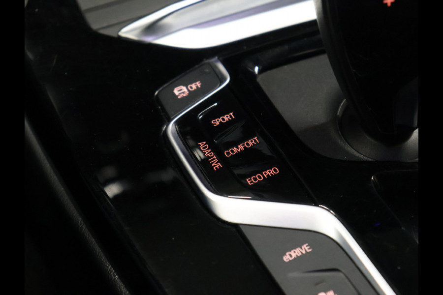 BMW X3 xDrive30e High Executive M Sport [HARMAN/KARDON, MEMORY SEATS, HEAD-UP, STUURVERWARMING, APPLE CARPLAY, ANDROID, ADAPTIVE CRUISE, 360 CAMERA, STOELVERWARMING, ADAPTIVE LED, NIEUWSTAAT]