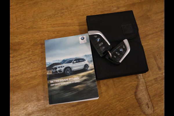 BMW X3 xDrive30e High Executive M Sport [HARMAN/KARDON, MEMORY SEATS, HEAD-UP, STUURVERWARMING, APPLE CARPLAY, ANDROID, ADAPTIVE CRUISE, 360 CAMERA, STOELVERWARMING, ADAPTIVE LED, NIEUWSTAAT]