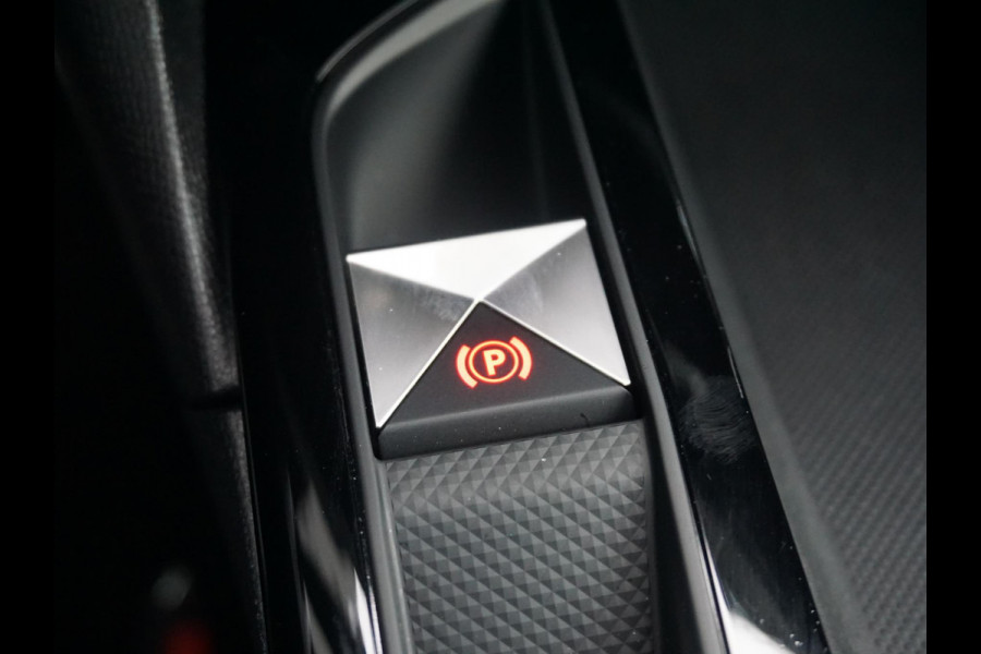 DS DS 3 Crossback 1.2 PureTech Performance Line Parkeerhulp v/a