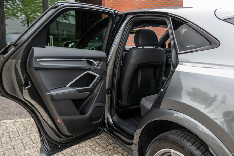 Audi Q3 Sportback 45 TFSI e S Edition ACC Trekhaak Matrix Pano