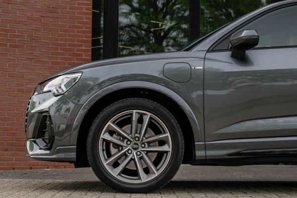 Audi Q3 Sportback 45 TFSI e S Edition ACC Trekhaak Matrix Pano