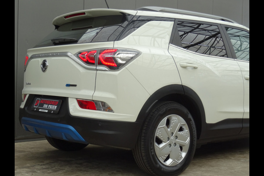 SsangYong Korando E-Motion Platinum 2WD * 326 KM ACCURADIUS * LUXE UITV. !!