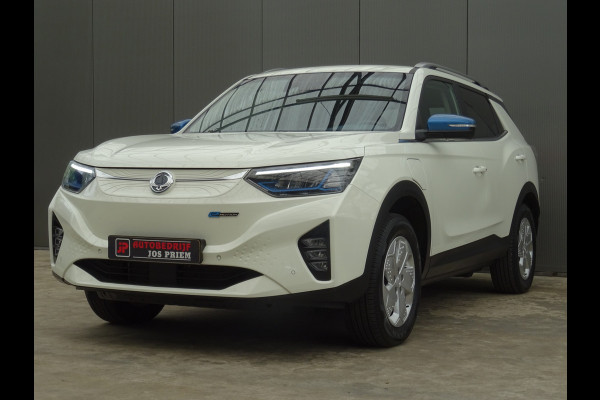 SsangYong Korando E-Motion Platinum 2WD * 326 KM ACCURADIUS * LUXE UITV. !!