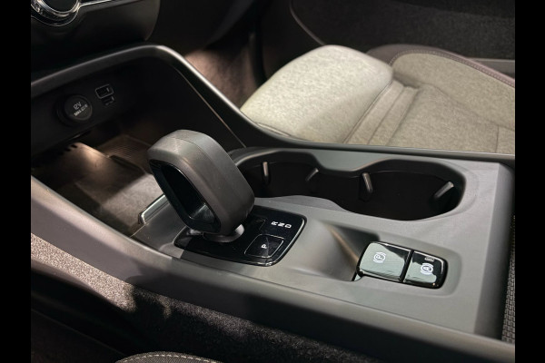 Volvo XC40 T5 Aut. Plug-in Hybrid Bright Trekhaak Parkeercamera 262pk