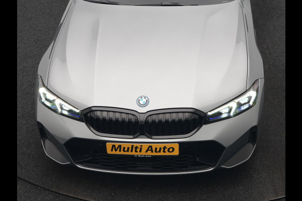 BMW 3 Serie Touring 330e xDrive M Sport PHEV FACELIFT MODEL 293pk Dealer O.H. | Trekhaak Af Fabriek | Adaptive Cruise | Lederen Sportstoelen Verwarmd | Sfeerverlichting | Apple Carplay | 19"L.M & M Sportremmen | Stuur Verwarmd | Hifi Audio | Adaptive LED | DAB | Plug In Hybrid |