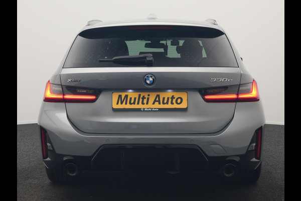 BMW 3 Serie Touring 330e xDrive M Sport PHEV FACELIFT MODEL 293pk Dealer O.H. | Trekhaak Af Fabriek | Adaptive Cruise | Lederen Sportstoelen Verwarmd | Sfeerverlichting | Apple Carplay | 19"L.M & M Sportremmen | Stuur Verwarmd | Hifi Audio | Adaptive LED | DAB | Plug In Hybrid |