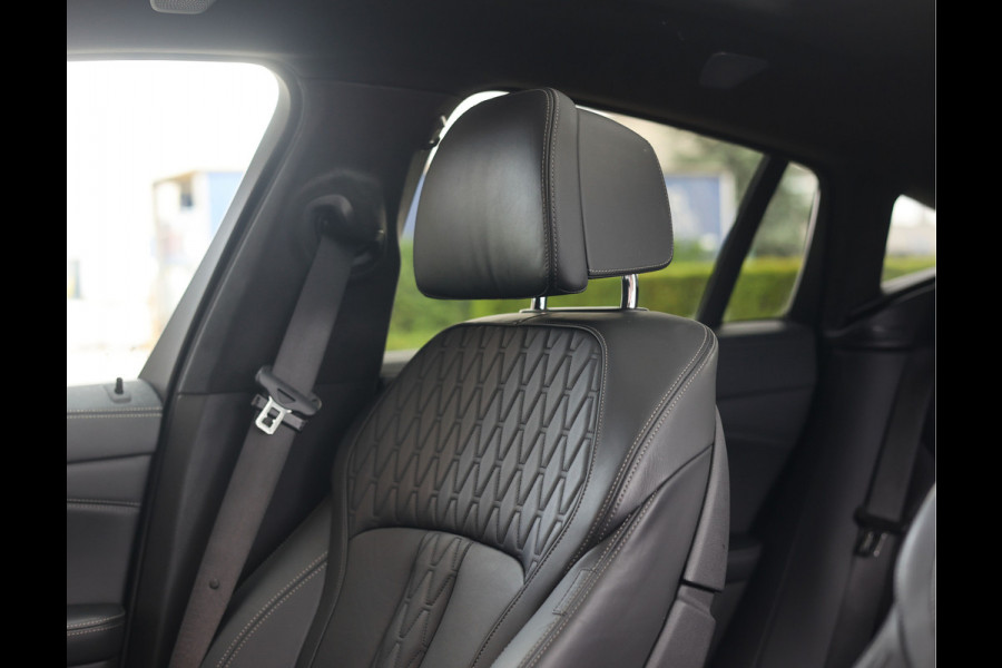 BMW X6 40i xDrive | Pano - Massage - Bowers & Wilkins
