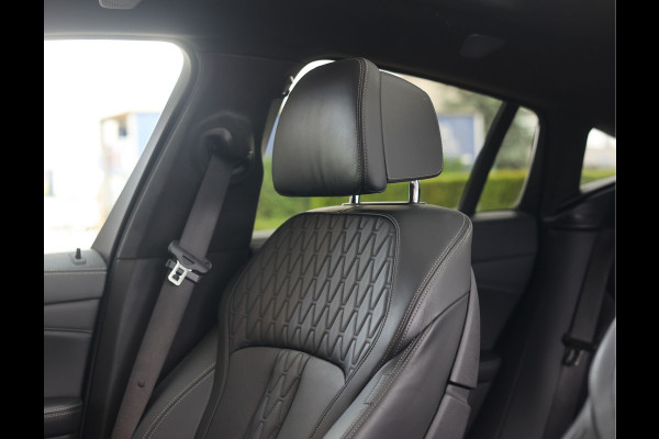 BMW X6 40i xDrive | Pano - Massage - Bowers & Wilkins