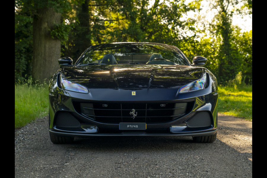 Ferrari Portofino M 3.9 V8 | Blu America! | Pass. display | Veel alcantara! | Carbon interieur