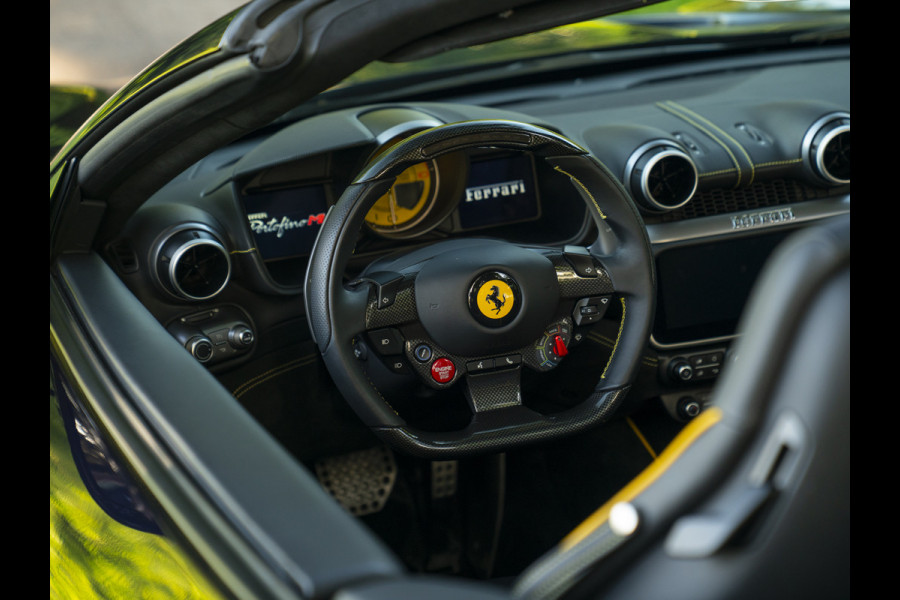 Ferrari Portofino M 3.9 V8 | Blu America! | Pass. display | Veel alcantara! | Carbon interieur