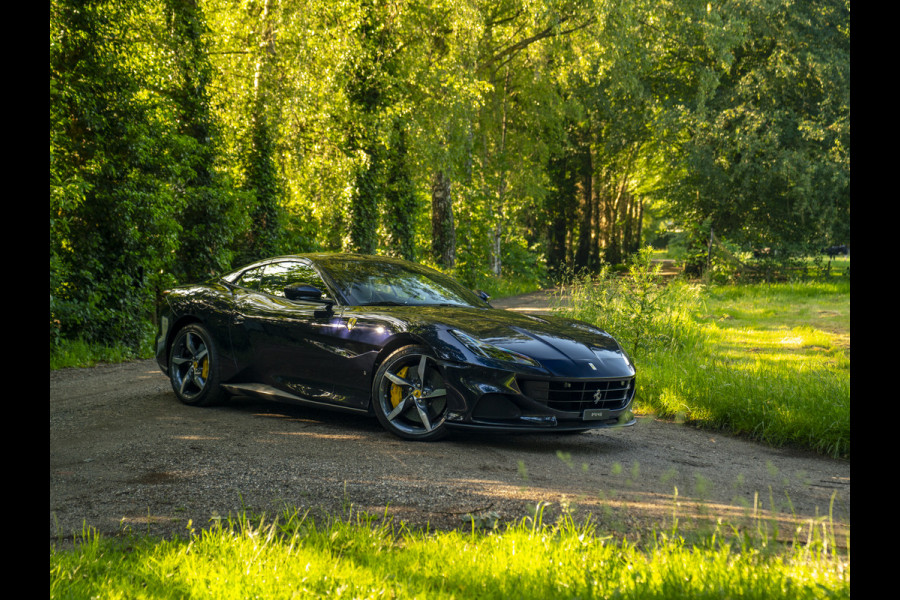 Ferrari Portofino M 3.9 V8 | Blu America! | Pass. display | Veel alcantara! | Carbon interieur