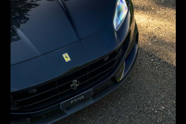 Ferrari Portofino M 3.9 V8 | Blu America! | Pass. display | Veel alcantara! | Carbon interieur
