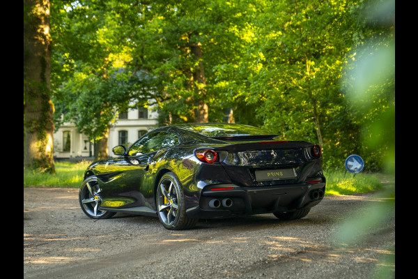Ferrari Portofino M 3.9 V8 | Blu America! | Pass. display | Veel alcantara! | Carbon interieur