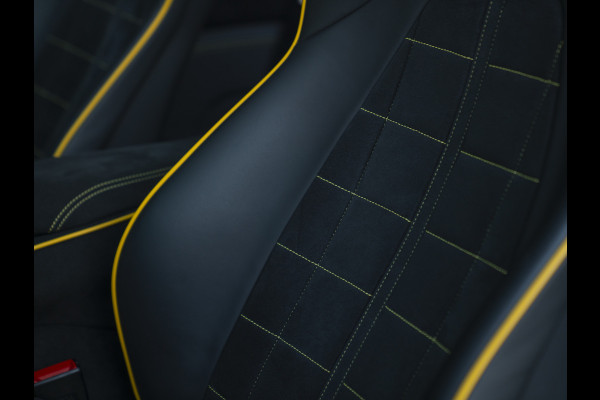 Ferrari Portofino M 3.9 V8 | Blu America! | Pass. display | Veel alcantara! | Carbon interieur