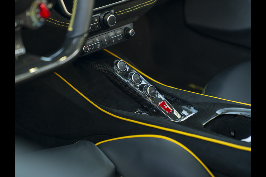Ferrari Portofino M 3.9 V8 | Blu America! | Pass. display | Veel alcantara! | Carbon interieur