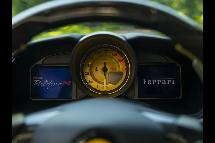 Ferrari Portofino M 3.9 V8 | Blu America! | Pass. display | Veel alcantara! | Carbon interieur