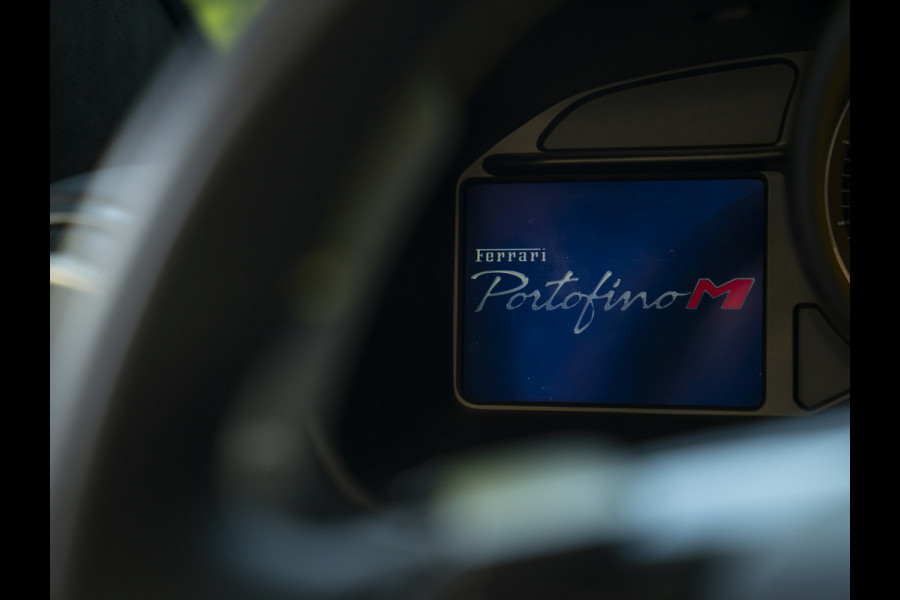 Ferrari Portofino M 3.9 V8 | Blu America! | Pass. display | Veel alcantara! | Carbon interieur