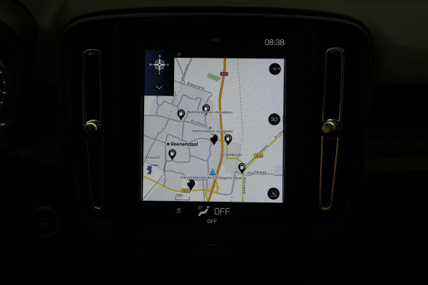 Volvo XC40 1.5 T2 Momentum Core Automaat Camera, Apple Carplay, Rijstrooksensor, LED, Climate, PDC