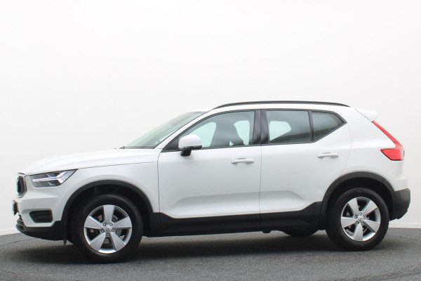 Volvo XC40 1.5 T2 Momentum Core Automaat Camera, Apple Carplay, Rijstrooksensor, LED, Climate, PDC