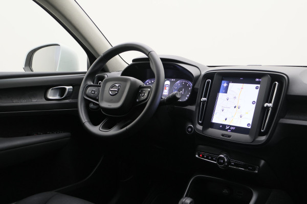 Volvo XC40 1.5 T2 Momentum Core Automaat Camera, Apple Carplay, Rijstrooksensor, LED, Climate, PDC