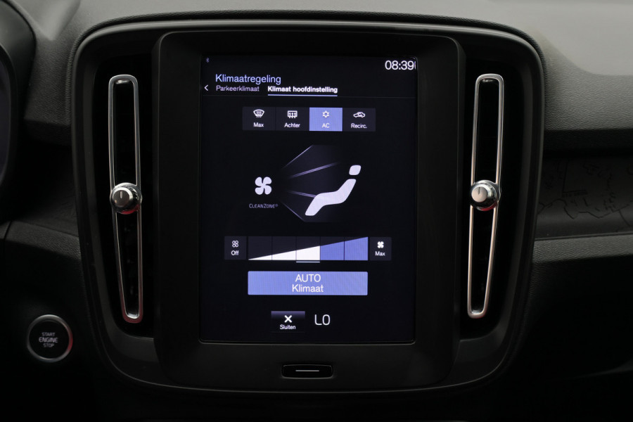 Volvo XC40 1.5 T2 Momentum Core Automaat Camera, Apple Carplay, Rijstrooksensor, LED, Climate, PDC