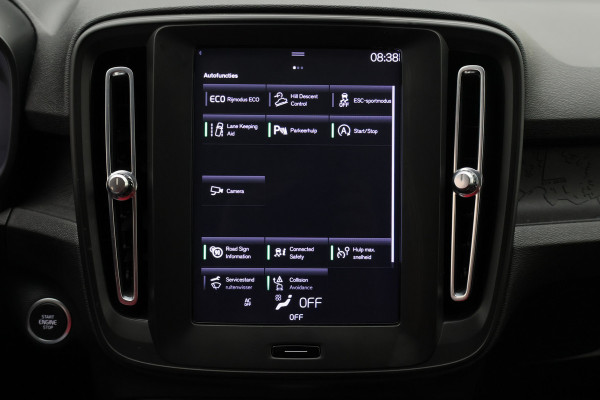 Volvo XC40 1.5 T2 Momentum Core Automaat Camera, Apple Carplay, Rijstrooksensor, LED, Climate, PDC