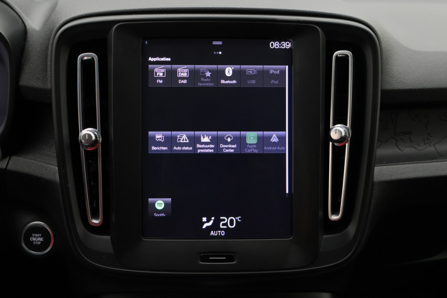 Volvo XC40 1.5 T2 Momentum Core Automaat Camera, Apple Carplay, Rijstrooksensor, LED, Climate, PDC