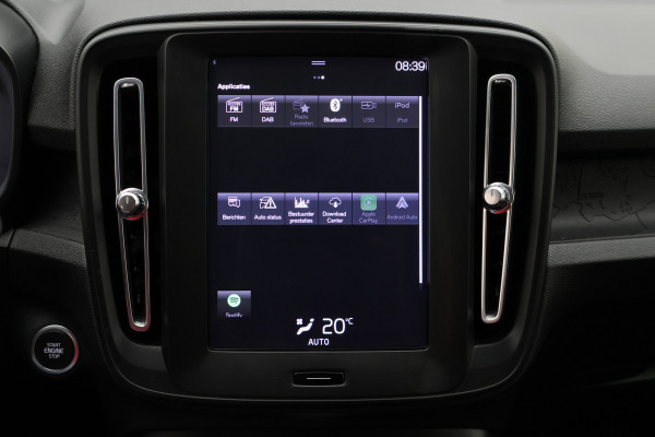 Volvo XC40 1.5 T2 Momentum Core Automaat Camera, Apple Carplay, Rijstrooksensor, LED, Climate, PDC