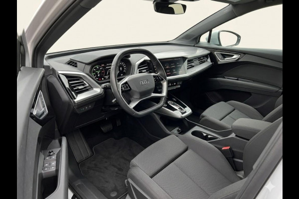 Audi Q4 e-tron 40 Launch edition Advanced Plus 77 kWh 204pk | Navigatie | Parkeercamera | Matrix | Adaptieve cruise controle