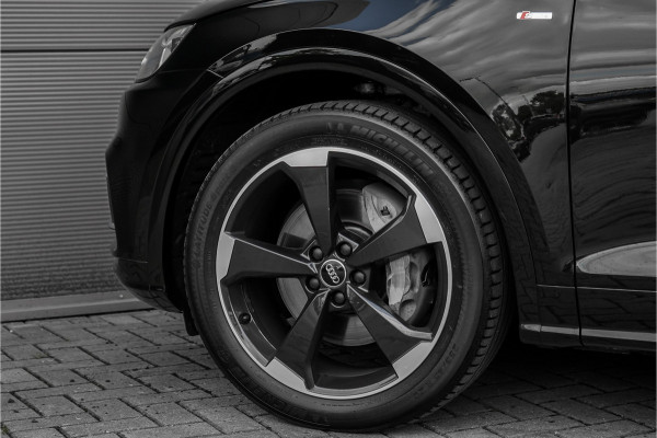 Audi Q5 55 TFSI e Quattro Competition S-Line Pano Luchtvering B&O Trekhaak