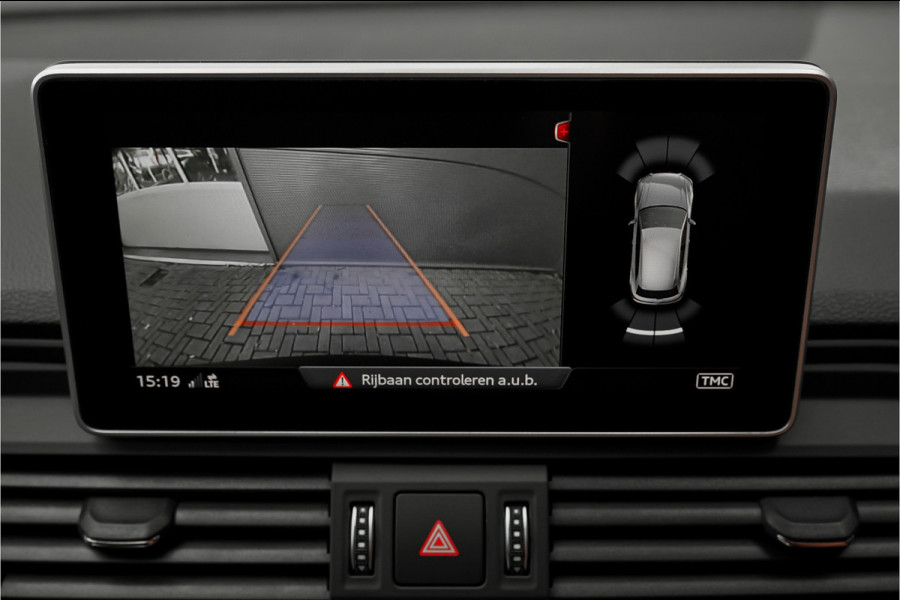 Audi Q5 55 TFSI e Quattro Competition S-Line Pano Luchtvering B&O Trekhaak