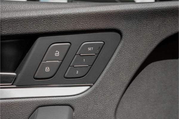 Audi Q5 55 TFSI e Quattro Competition S-Line Pano Luchtvering B&O Trekhaak