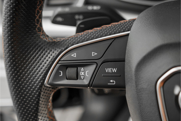 Audi Q5 55 TFSI e Quattro Competition S-Line Pano Luchtvering B&O Trekhaak
