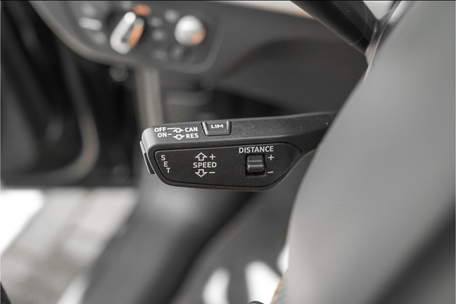 Audi Q5 55 TFSI e Quattro Competition S-Line Pano Luchtvering B&O Trekhaak