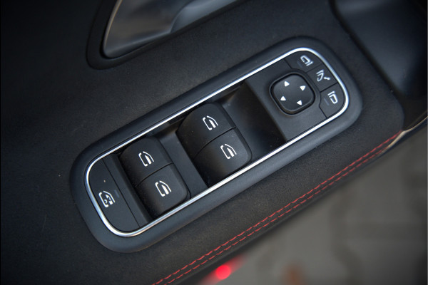 Mercedes-Benz CLA-Klasse Shooting Brake 250 e Premium AMG | Stoelverwarming | Camera | Apple Carplay | Keyless | Adaptive Cruise Control | Ambiance Verlichting | LED | Climate Control