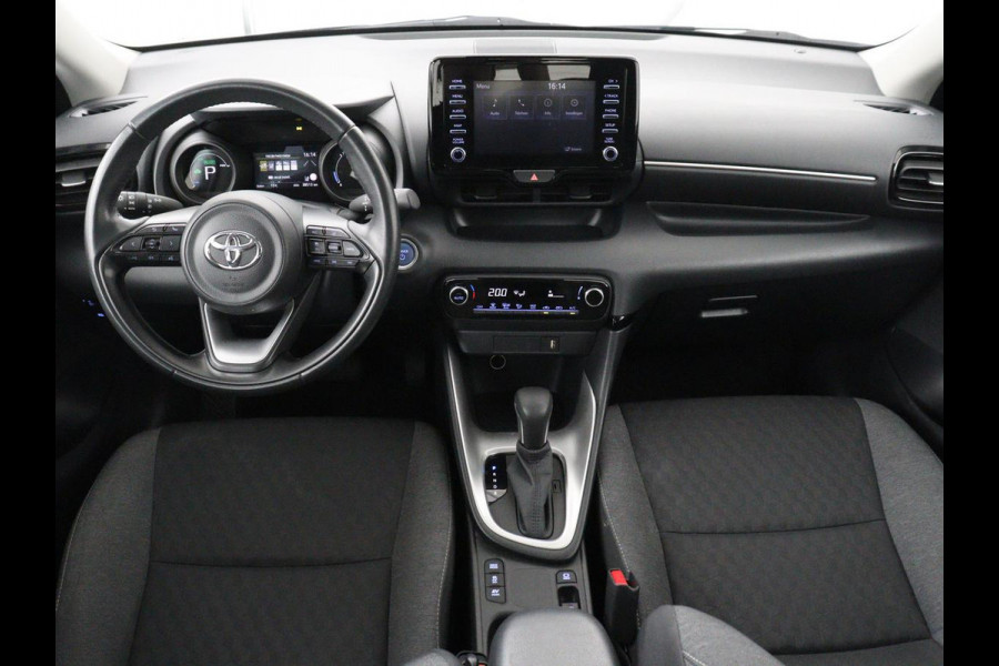 Toyota Yaris 1.5 Hybrid Dynamic | 38.500km NAP | Adaptive Cruise | DAB | Carplay | Full LED | Camera | LM | Keyless | Climate controle | Bluetooth