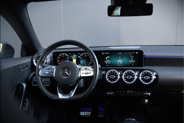 Mercedes-Benz CLA-Klasse Shooting Brake 250 e Premium AMG | Stoelverwarming | Camera | Apple Carplay | Keyless | Adaptive Cruise Control | Ambiance Verlichting | LED | Climate Control
